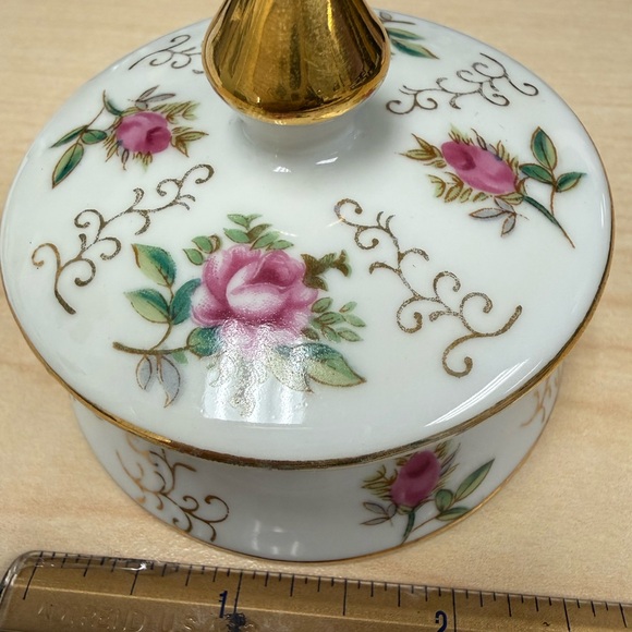 Vintage Irice Japan Rose (Hand Painted) Porcelain Trinket Box with Gold Lid - Picture 9 of 11